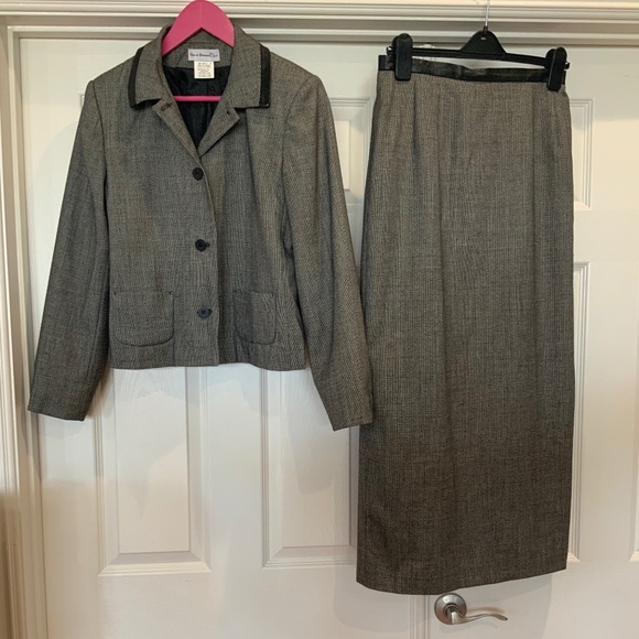 Harve Benard Skirts Vintage Harve Bernard Sport Blazer Midi Skirt